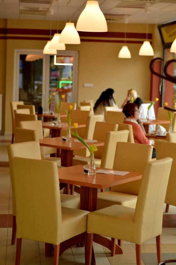 Wellness Hotel Luzan Rumburk Bagian luar foto